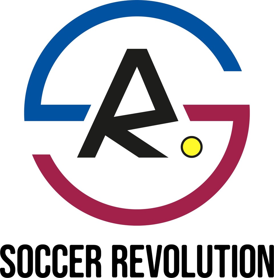 Logo Soccer Revolution Camp